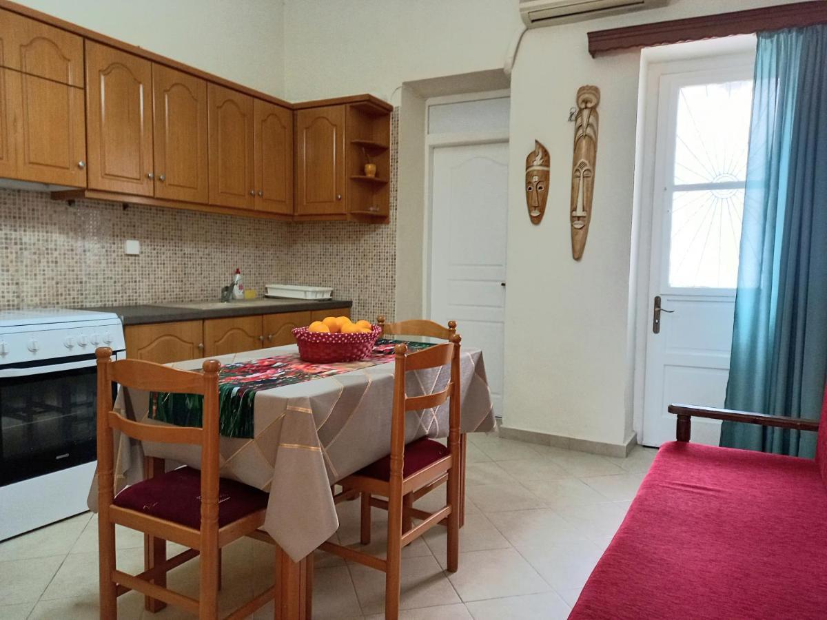 Pel House Apartman Návpaktosz Kültér fotó